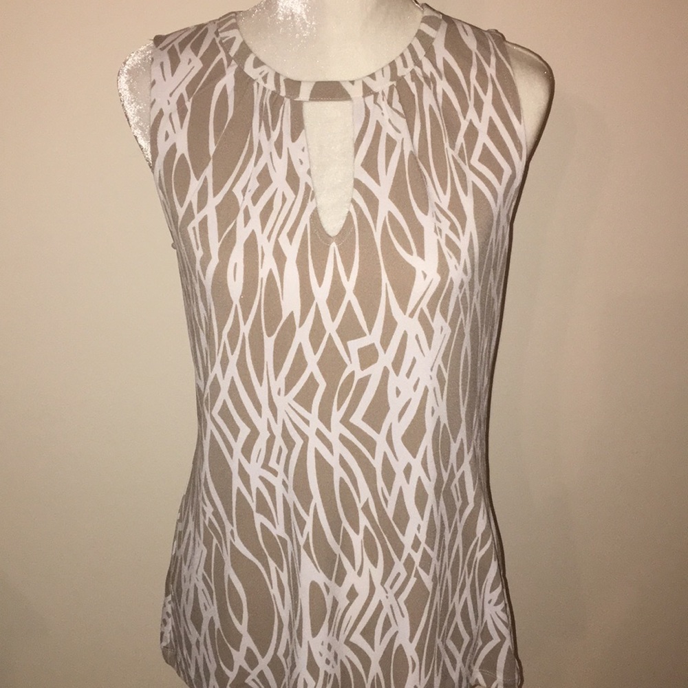 Sleeveless top